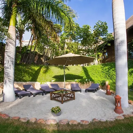 Indonesian Palace Luxurious Boutique Villa Malaga