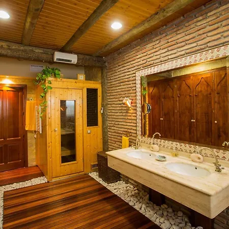 Villa Indonesian Palace Luxurious Boutique Malaga